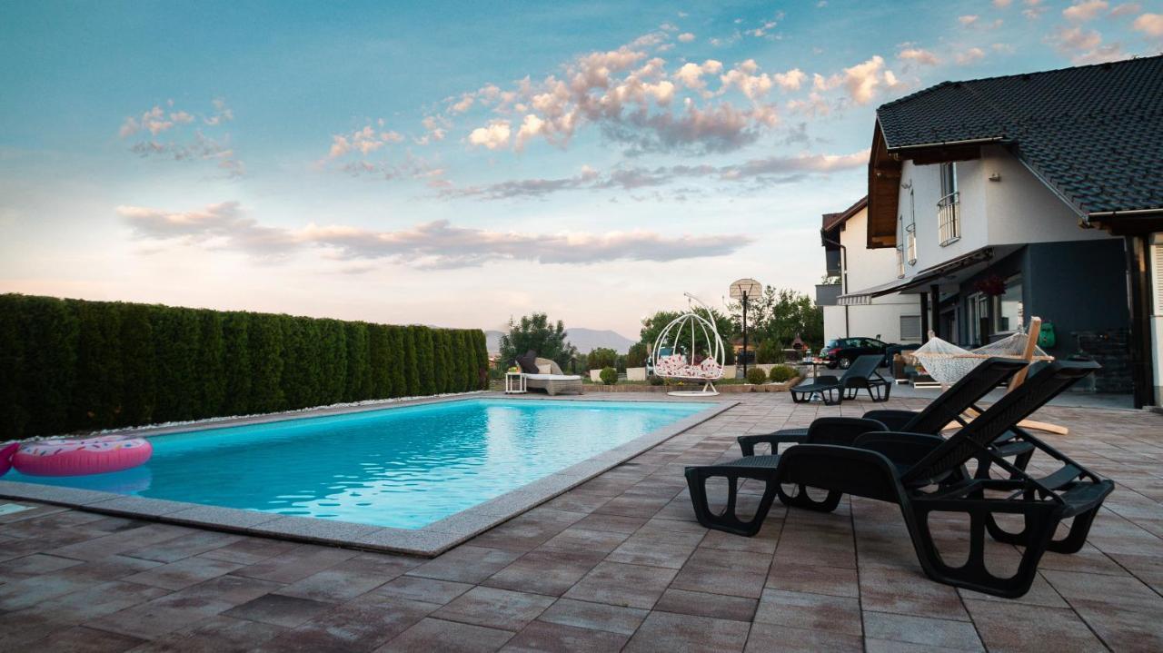 Villa De Luxe Bihać Exterior foto